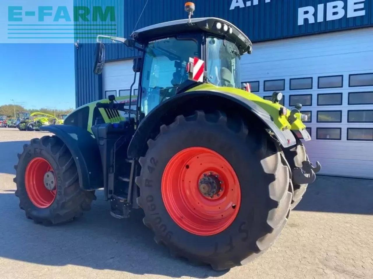 Tracteur agricole CLAAS axion 940 cmatic