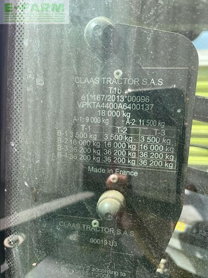 Tracteur agricole CLAAS axion 950