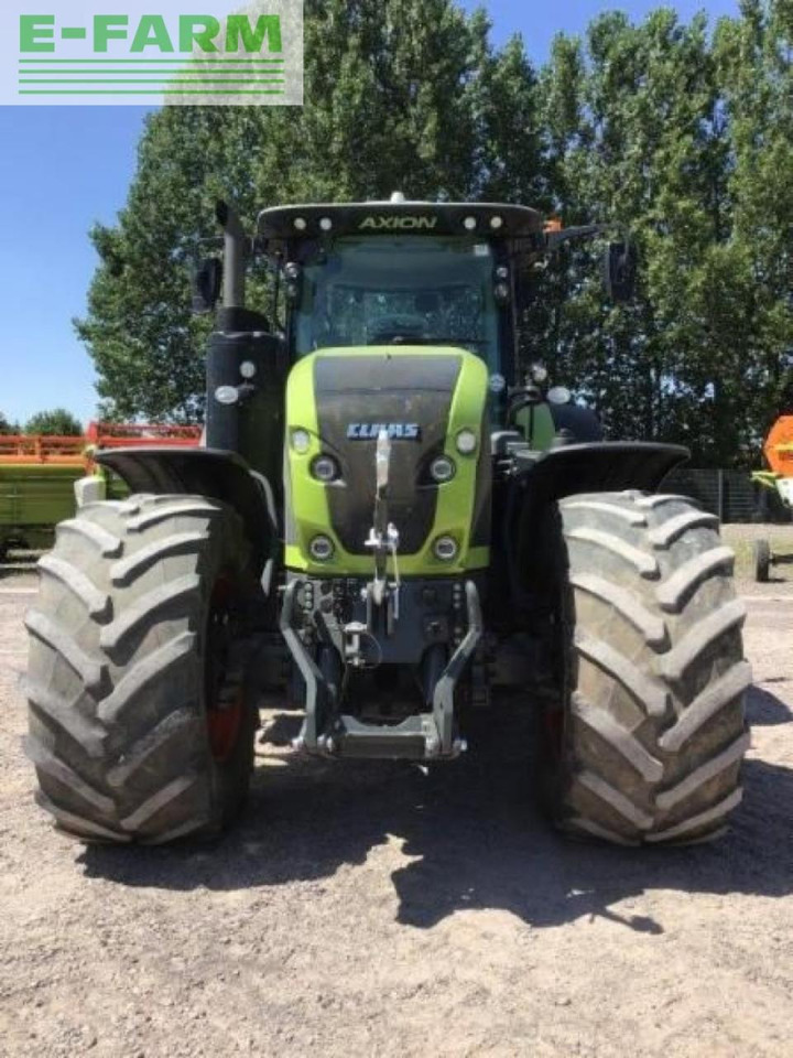 Tracteur agricole CLAAS axion 950