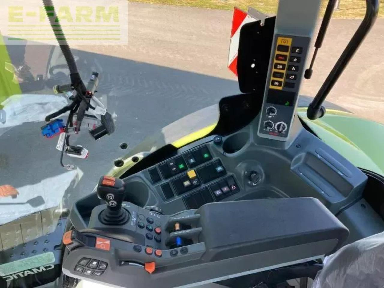 Tracteur agricole CLAAS axion 950 cmatic cis+ CMATIC CIS+