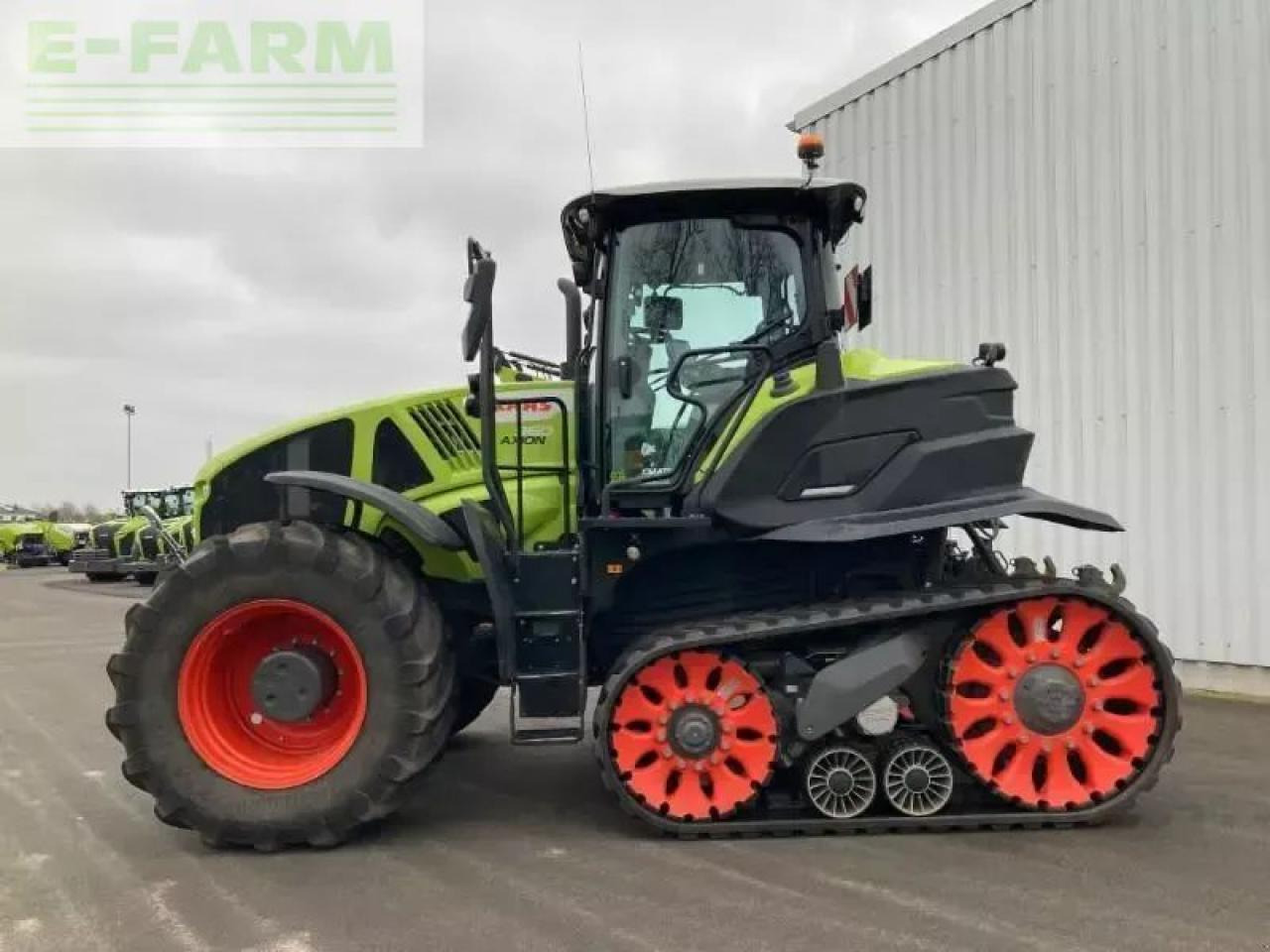 Tracteur agricole CLAAS axion 960 terra trac