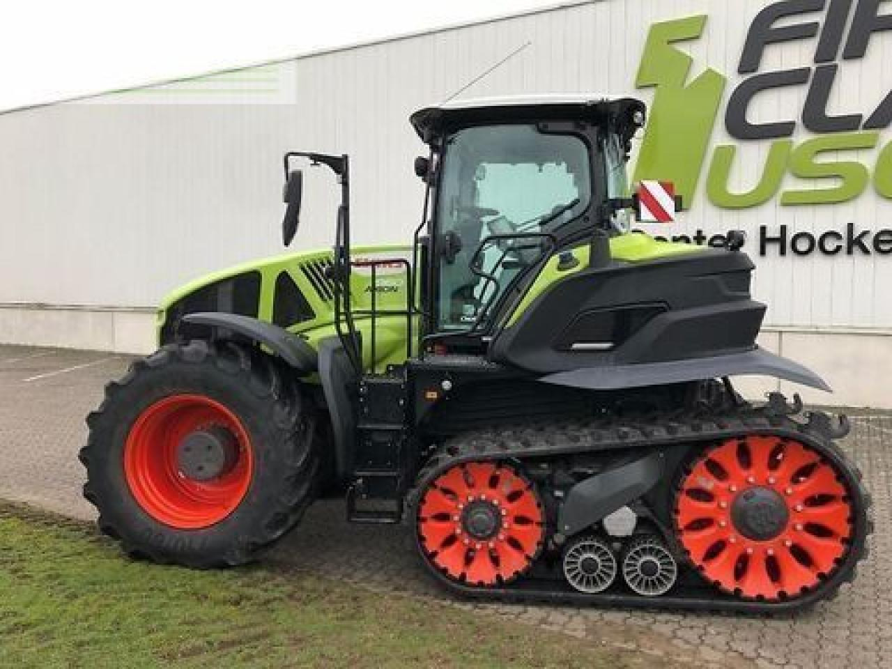 Tracteur agricole CLAAS axion 960 terra trac