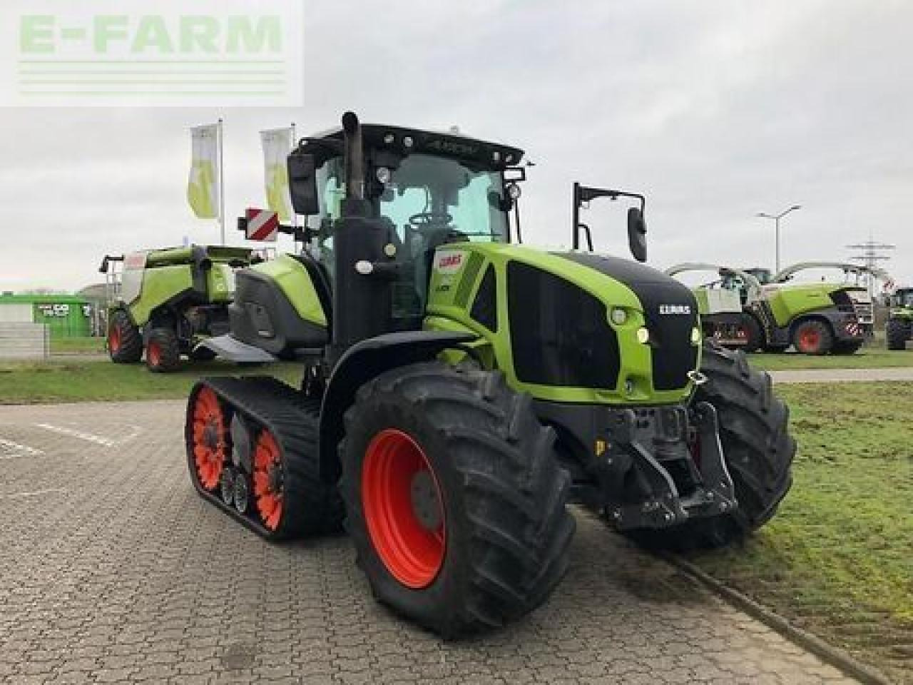 Tracteur agricole CLAAS axion 960 terra trac