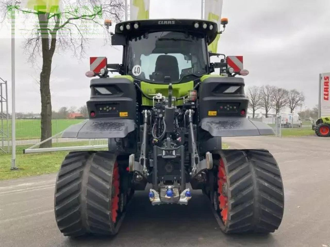 Tracteur agricole CLAAS axion 960 terra trac