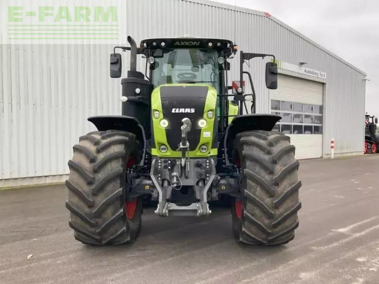 Tracteur agricole CLAAS axion 960 terra trac
