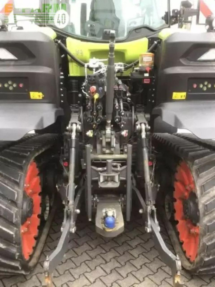 Tracteur agricole CLAAS axion 960 terra trac v