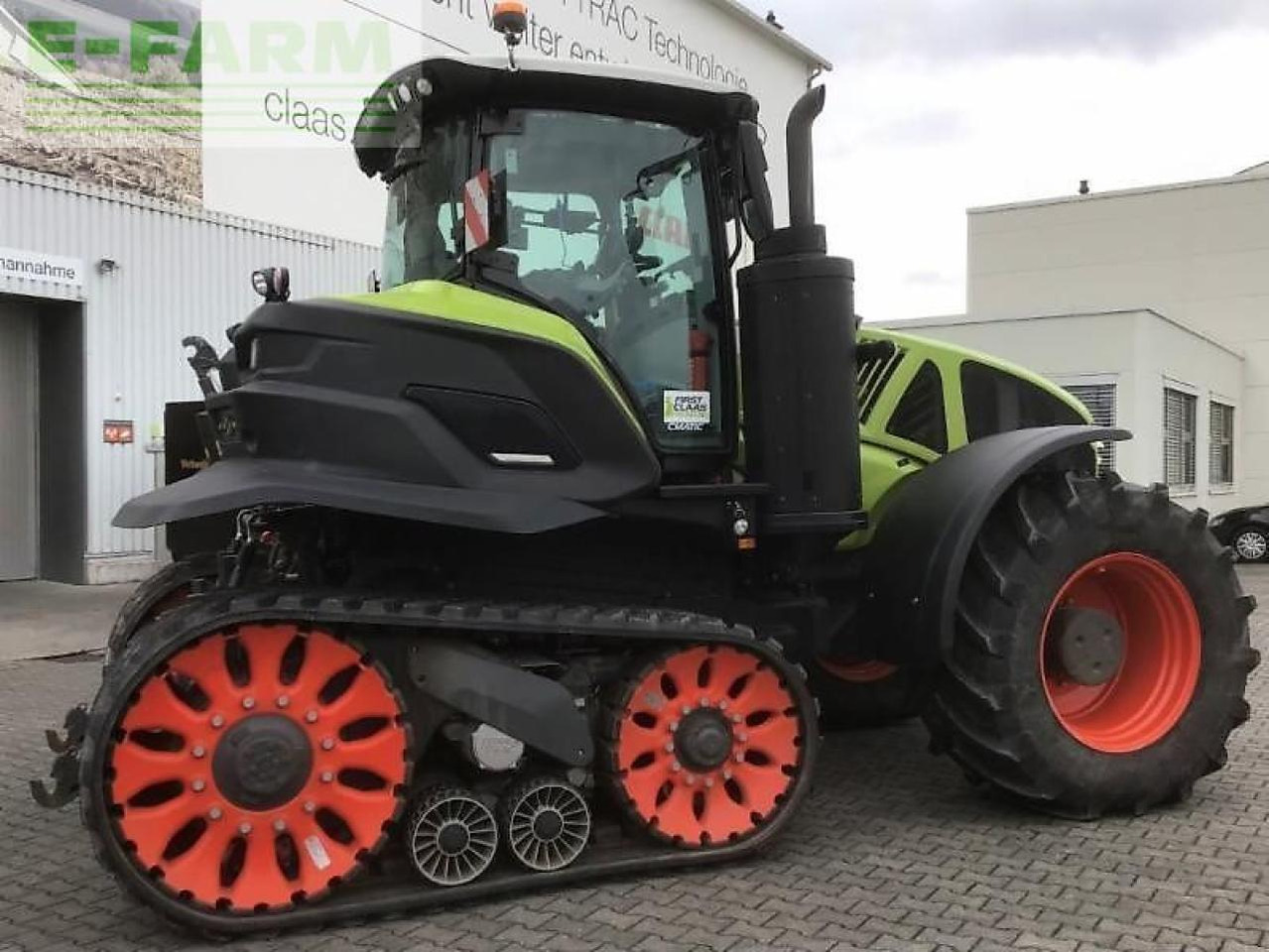 Tracteur agricole CLAAS axion 960 terra trac v