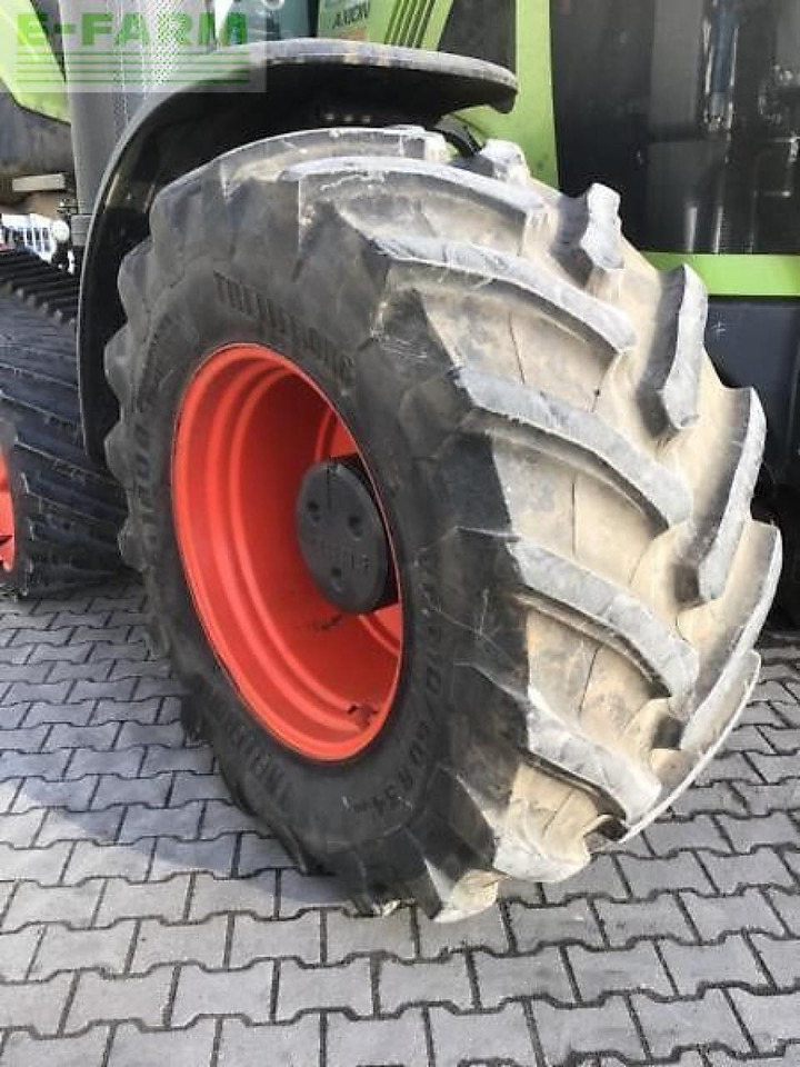 Tracteur agricole CLAAS axion 960 terra trac v