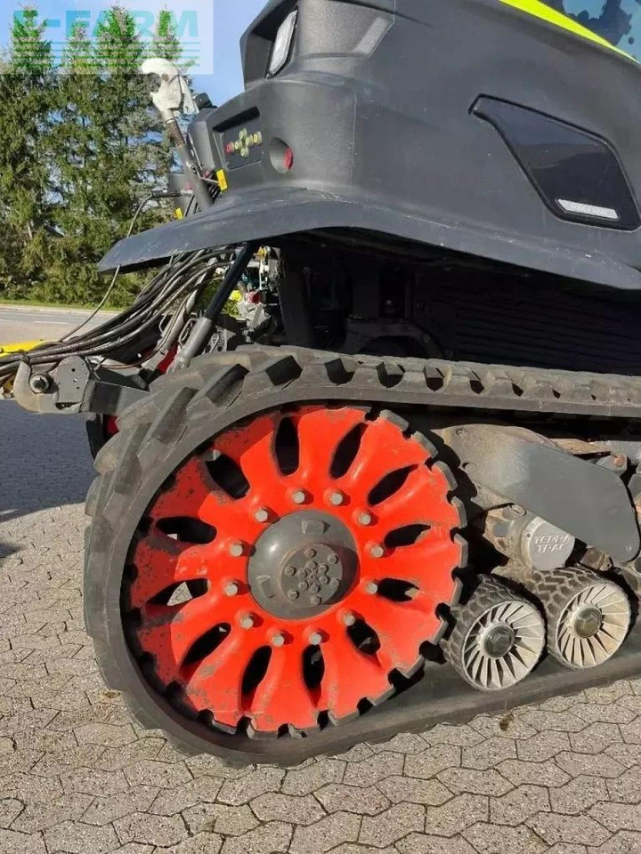 Tracteur agricole CLAAS axion 960tt