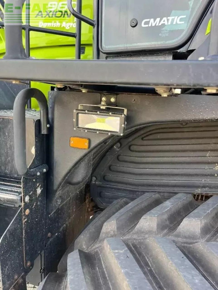 Tracteur agricole CLAAS axion 960tt