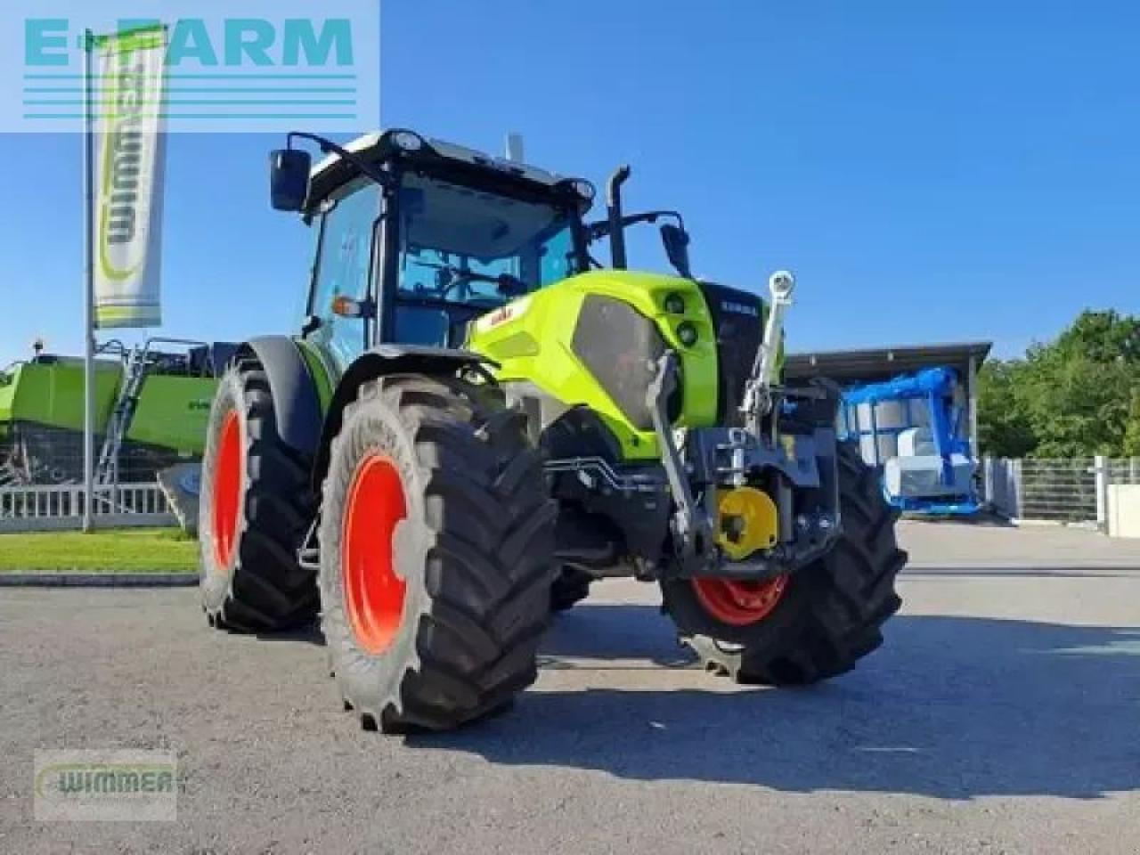 Tracteur agricole CLAAS axos 240