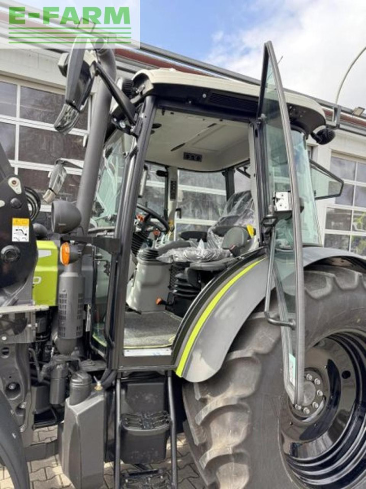 Tracteur agricole CLAAS axos 240 advanced black a110