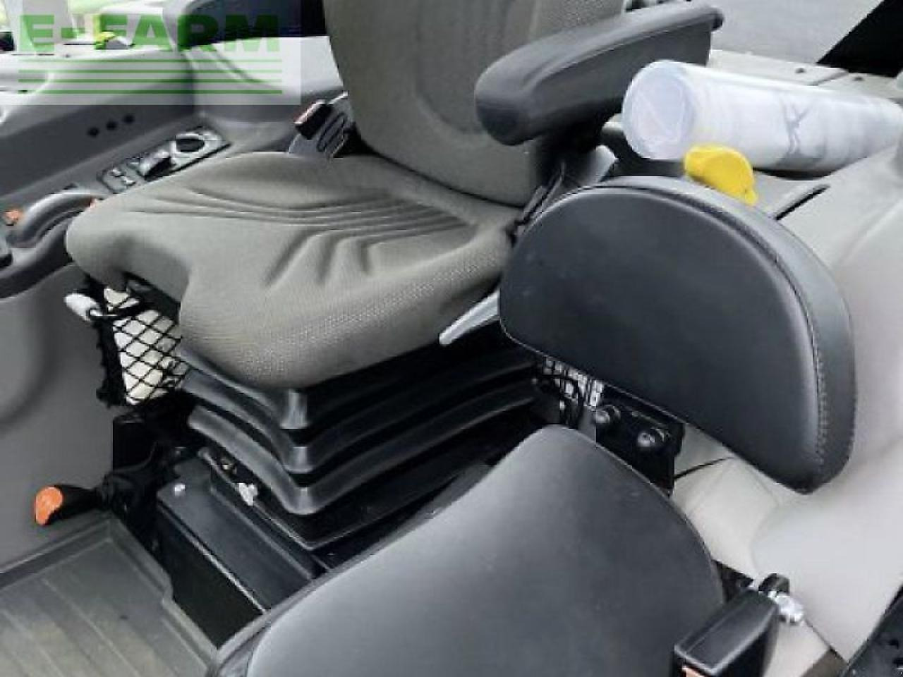 Tracteur agricole CLAAS axos 240 advanced mit fl u506