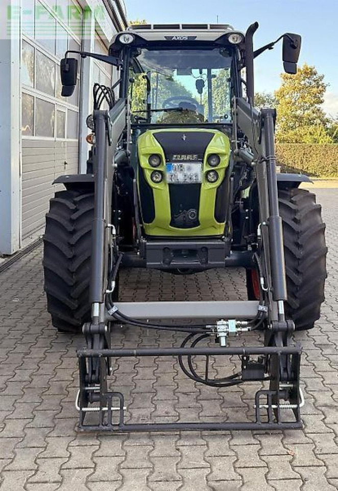 Tracteur agricole CLAAS axos 240 advanced + mx a106