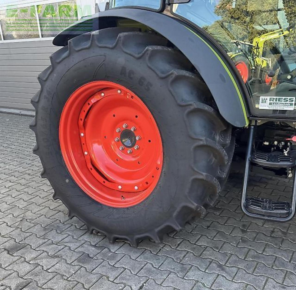 Tracteur agricole CLAAS axos 240 advanced + mx a106