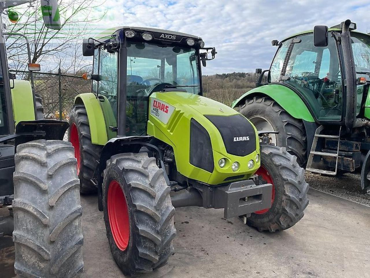 Tracteur agricole CLAAS axos 310 cl mit wendegetriebe + klima CL