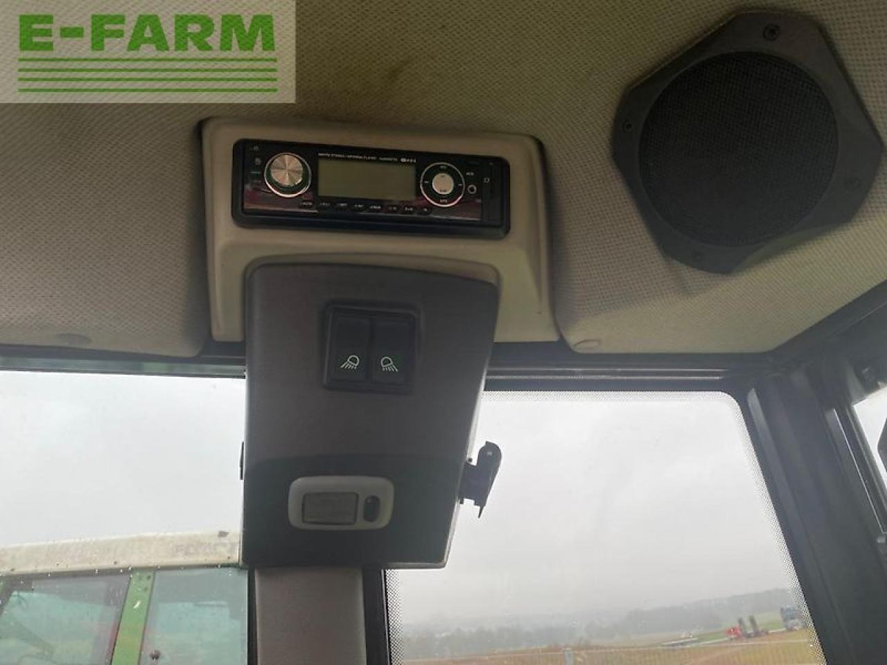 Tracteur agricole CLAAS axos 310c C