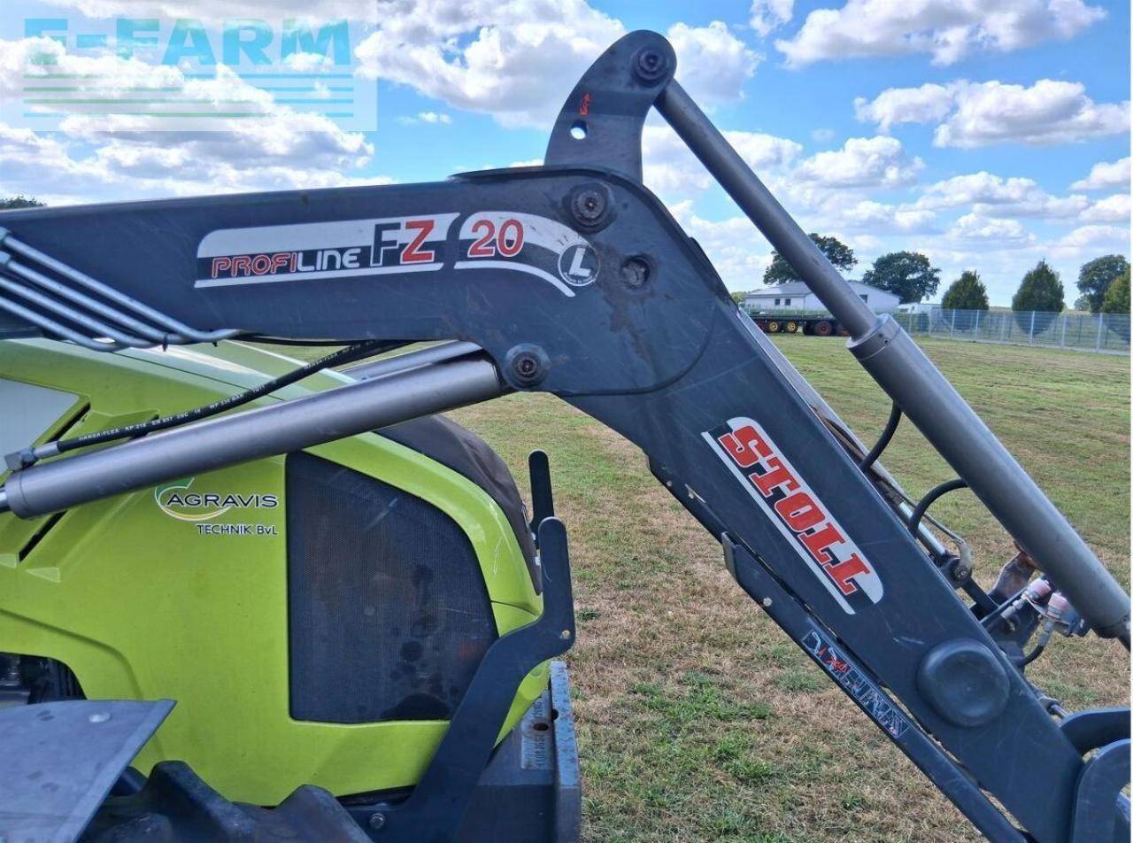 Tracteur agricole CLAAS axos 320