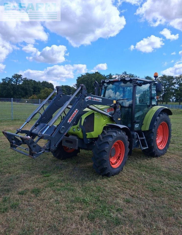 Tracteur agricole CLAAS axos 320