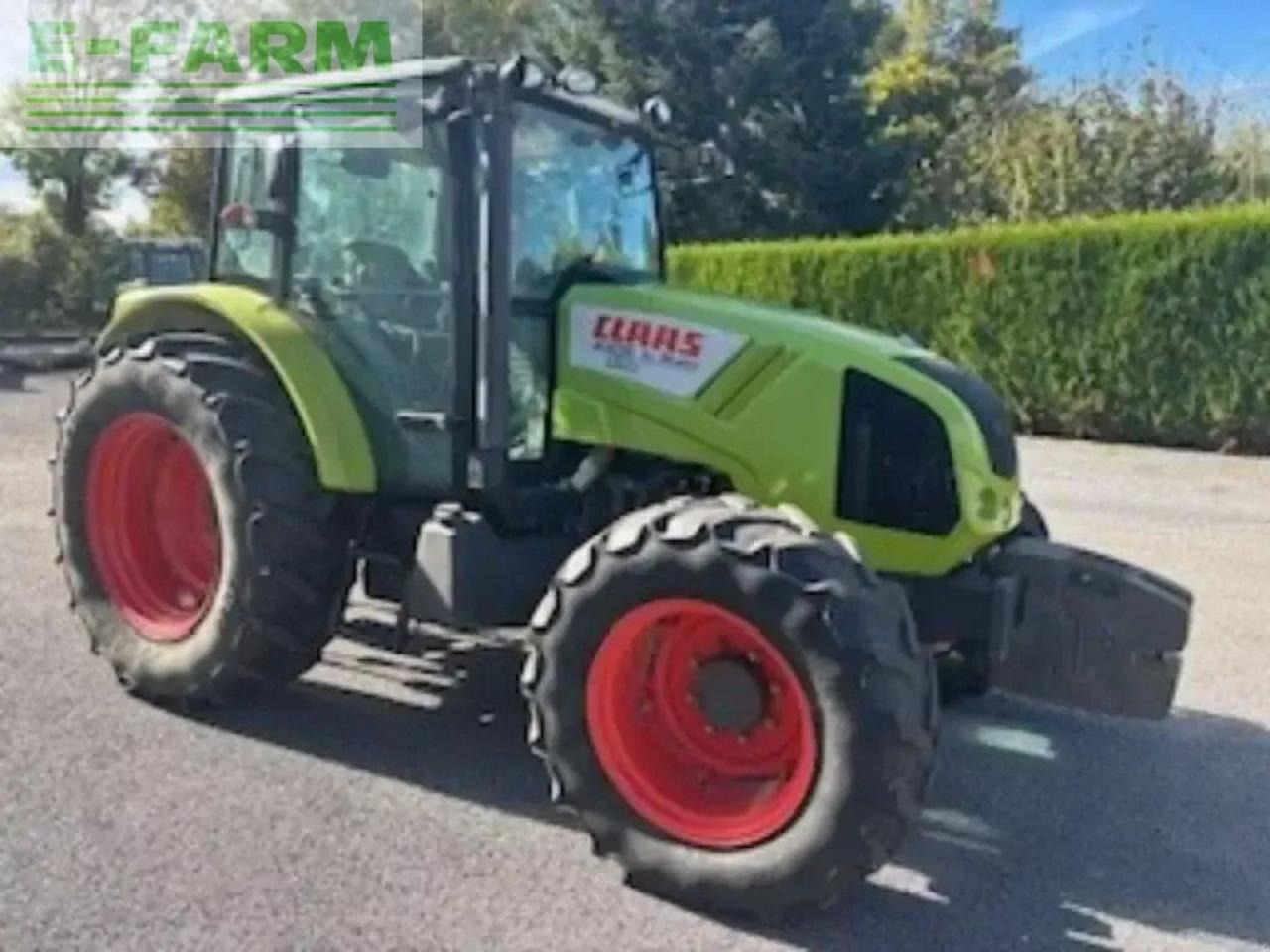 Tracteur agricole CLAAS axos 330