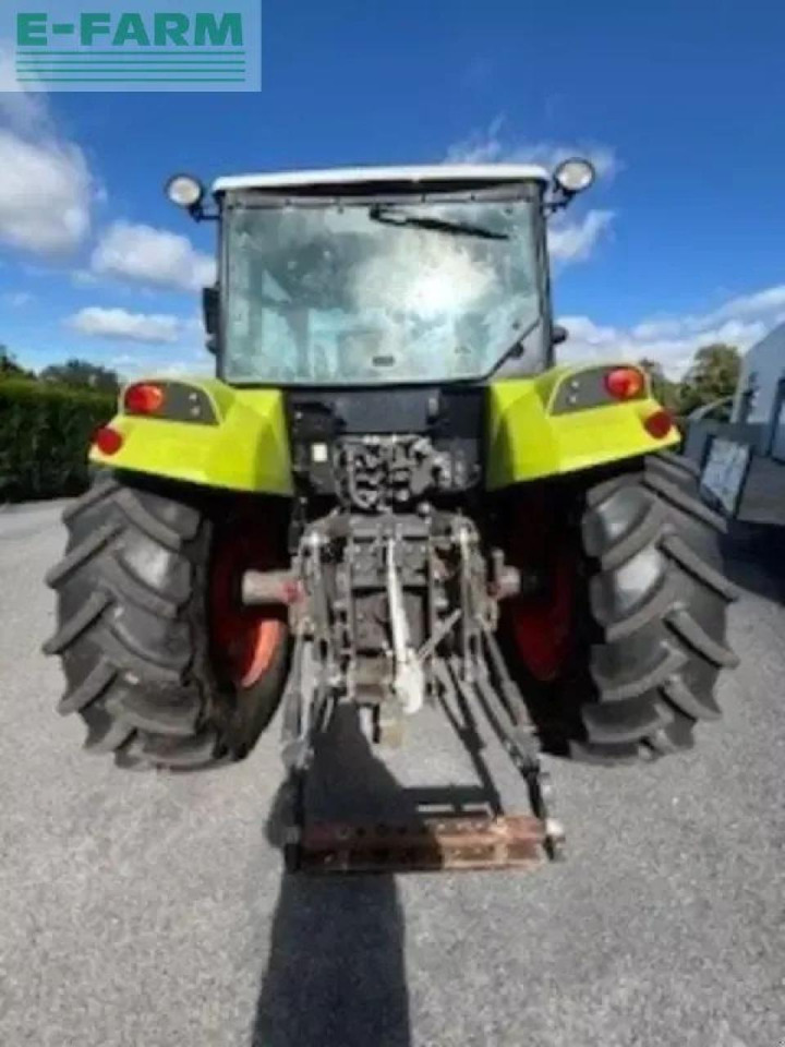 Tracteur agricole CLAAS axos 330