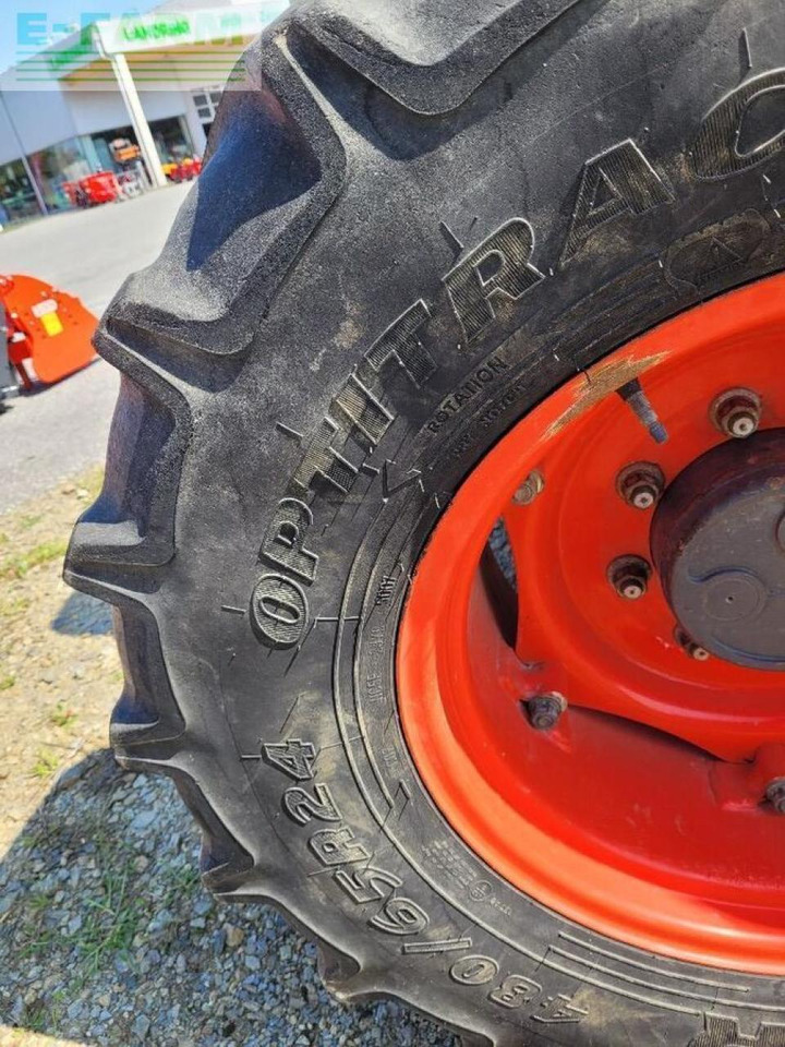 Tracteur agricole CLAAS axos 340