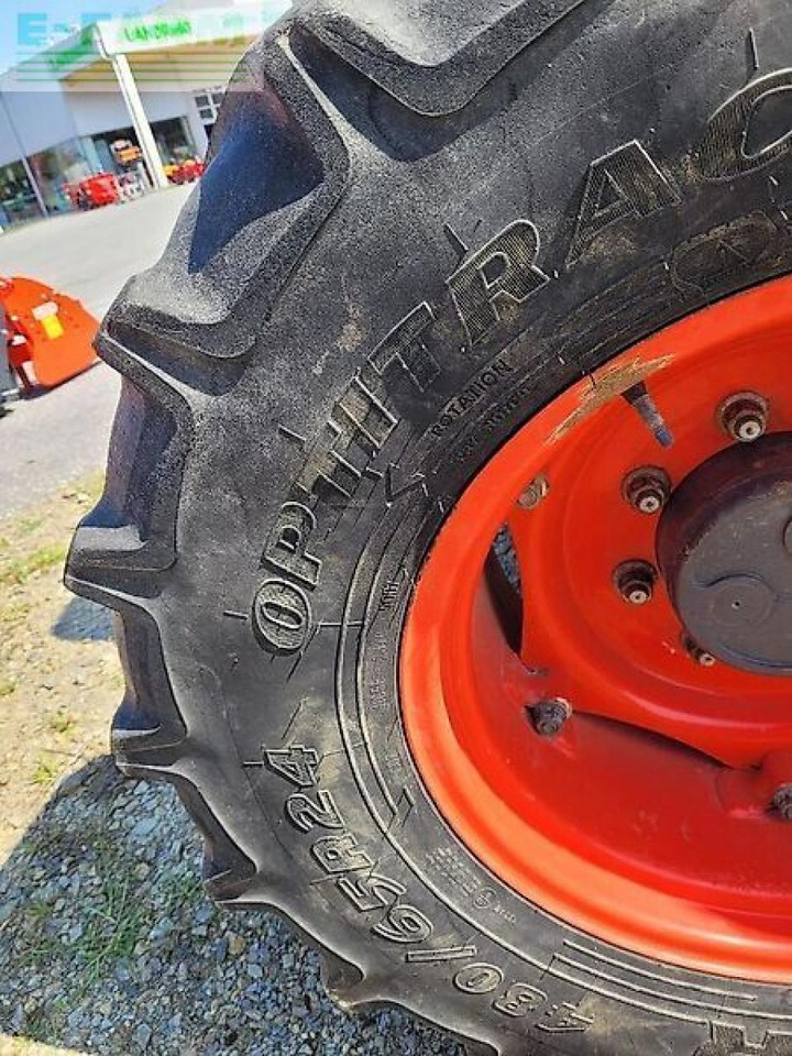 Tracteur agricole CLAAS axos 340