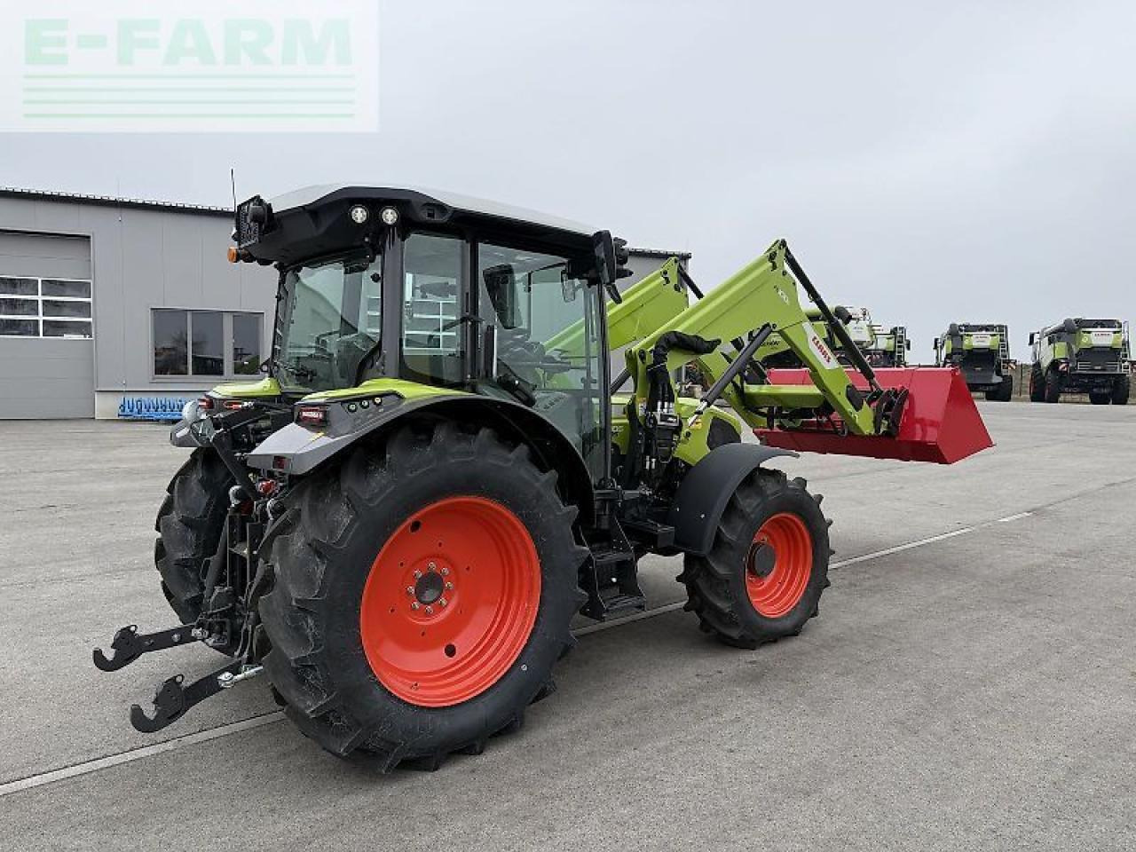 Tracteur agricole CLAAS axos 3.105