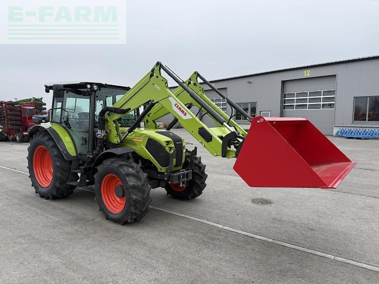Tracteur agricole CLAAS axos 3.105