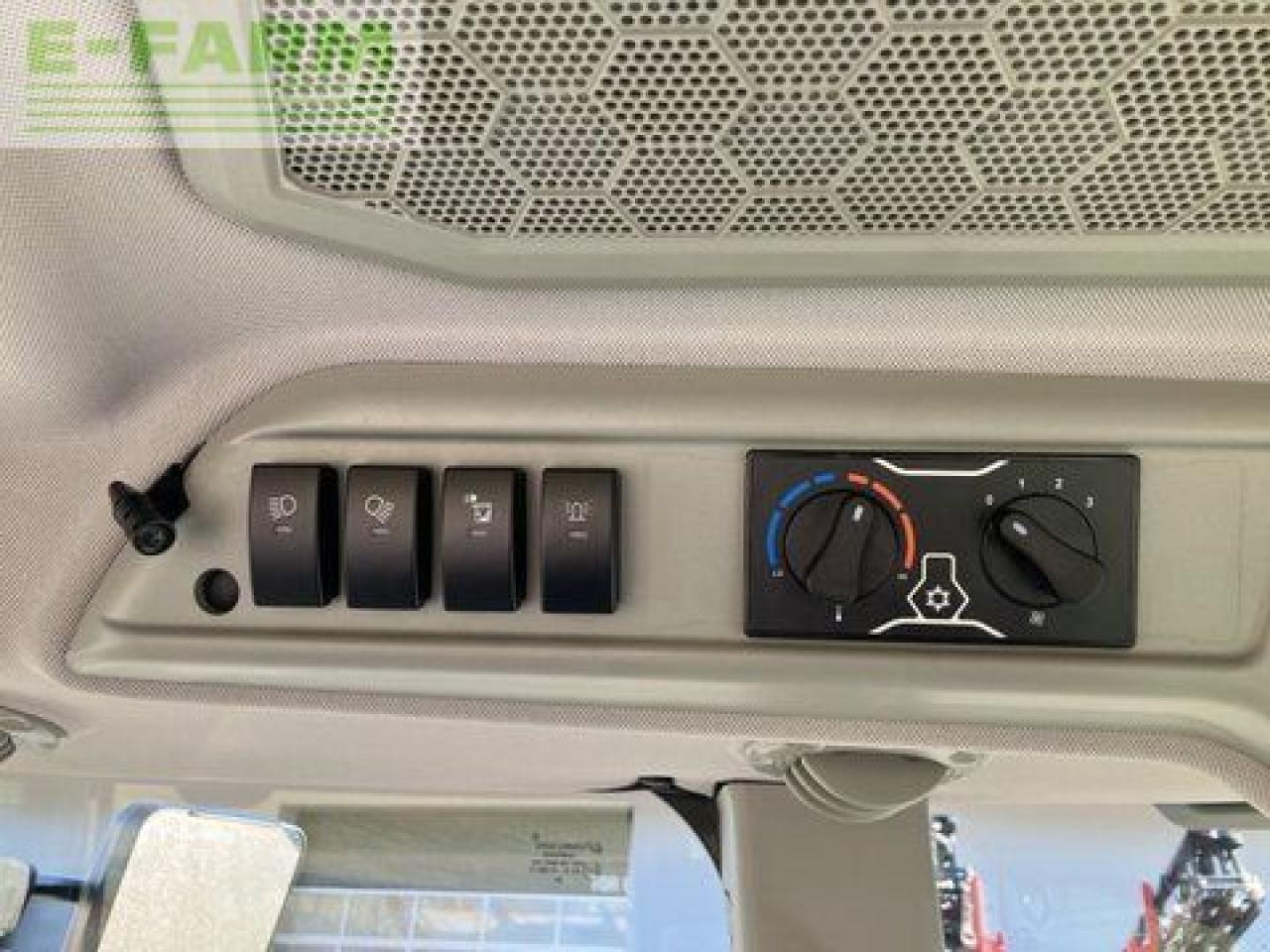 Tracteur agricole CLAAS axos 3.95 comfort