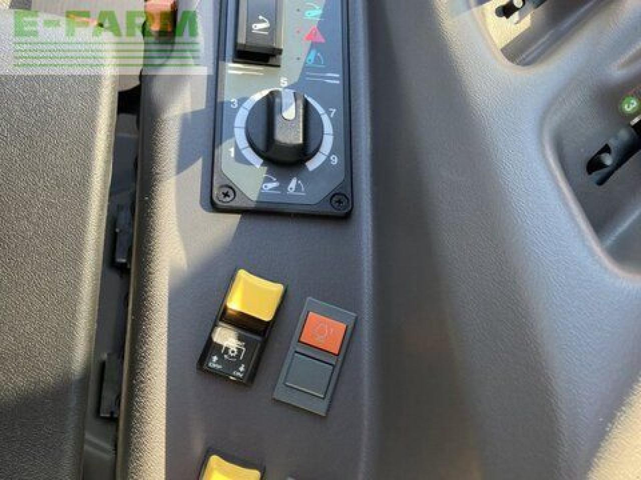 Tracteur agricole CLAAS axos 3.95 comfort