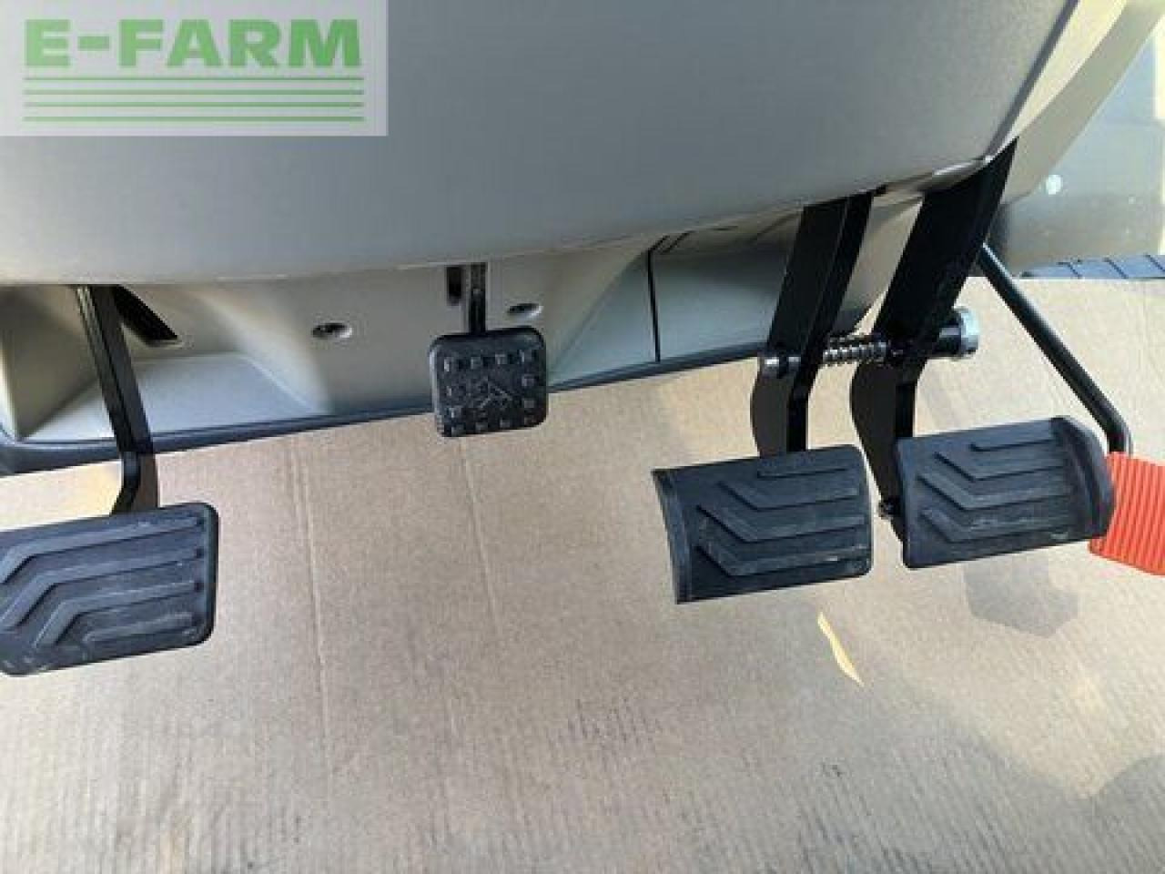 Tracteur agricole CLAAS axos 3.95 comfort