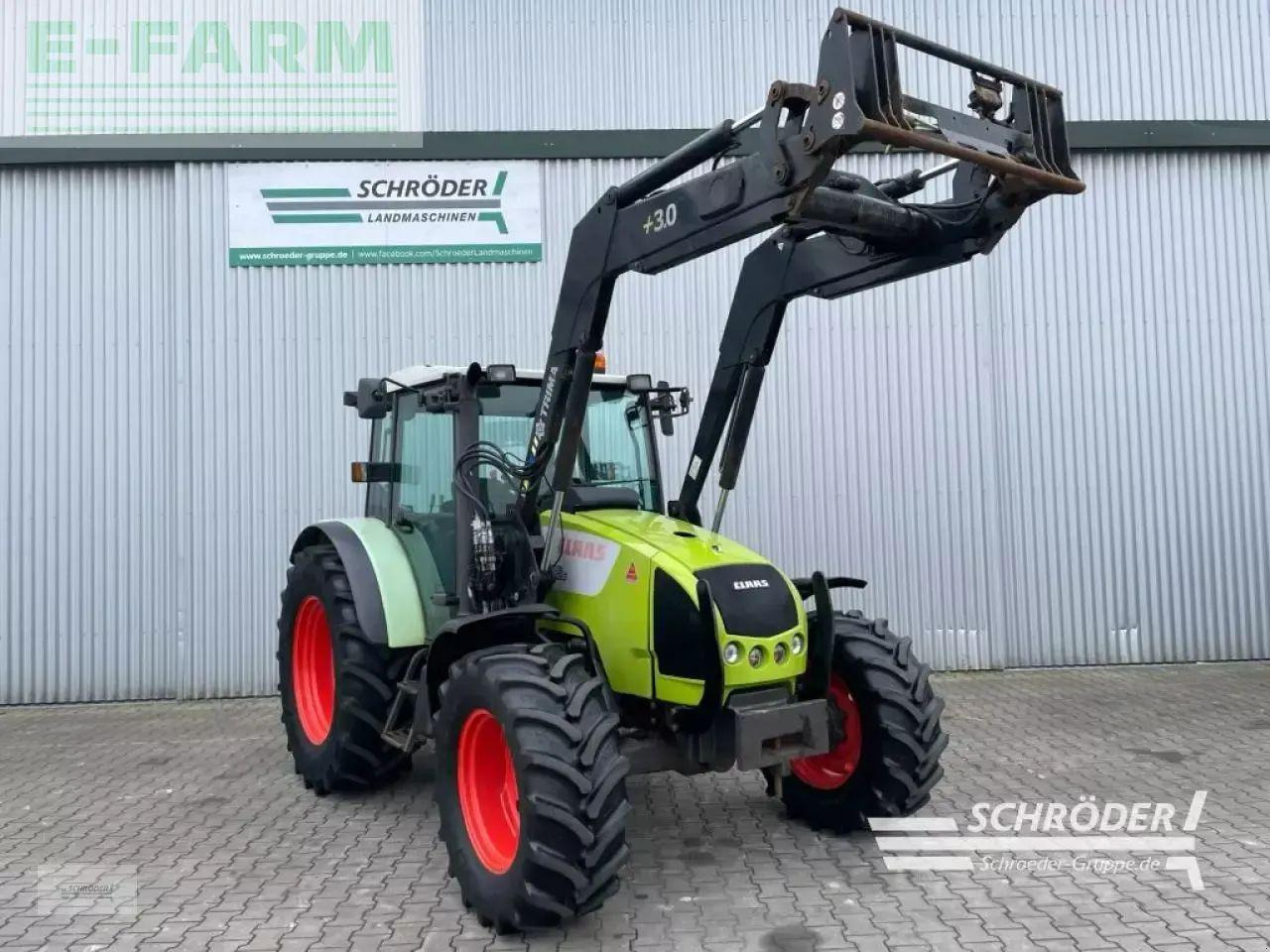 Tracteur agricole CLAAS celtis 426