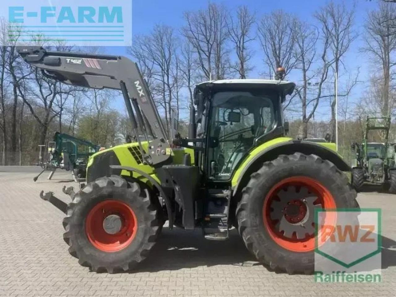 Tracteur agricole CLAAS claas arion 660