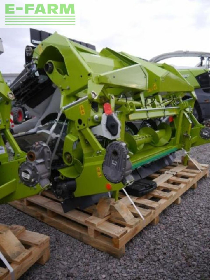 Tracteur agricole CLAAS corio 870 fc conspeed