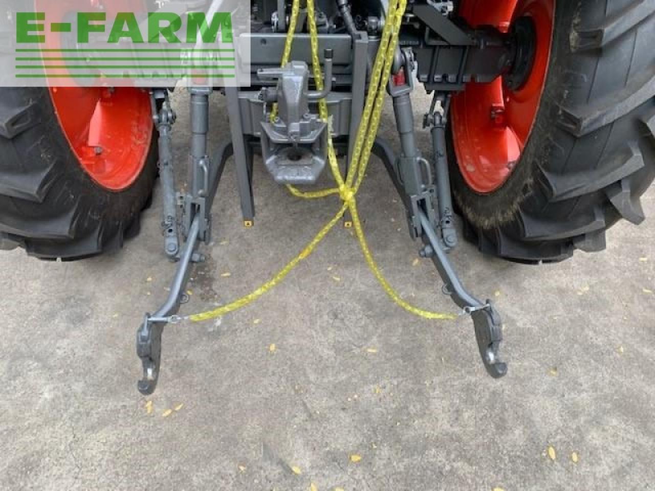 Tracteur agricole CLAAS elios 210