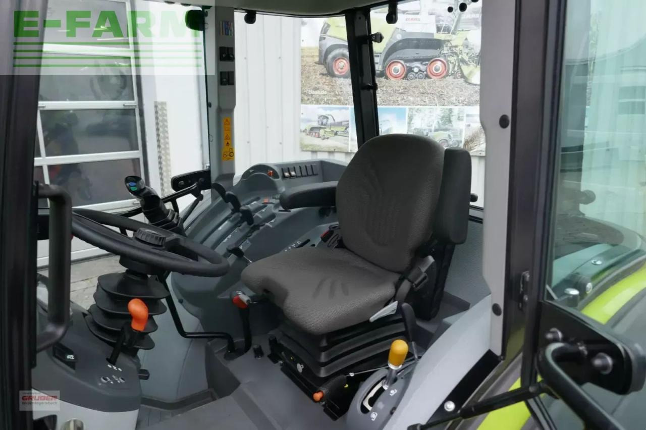 Tracteur agricole CLAAS elios 210 c