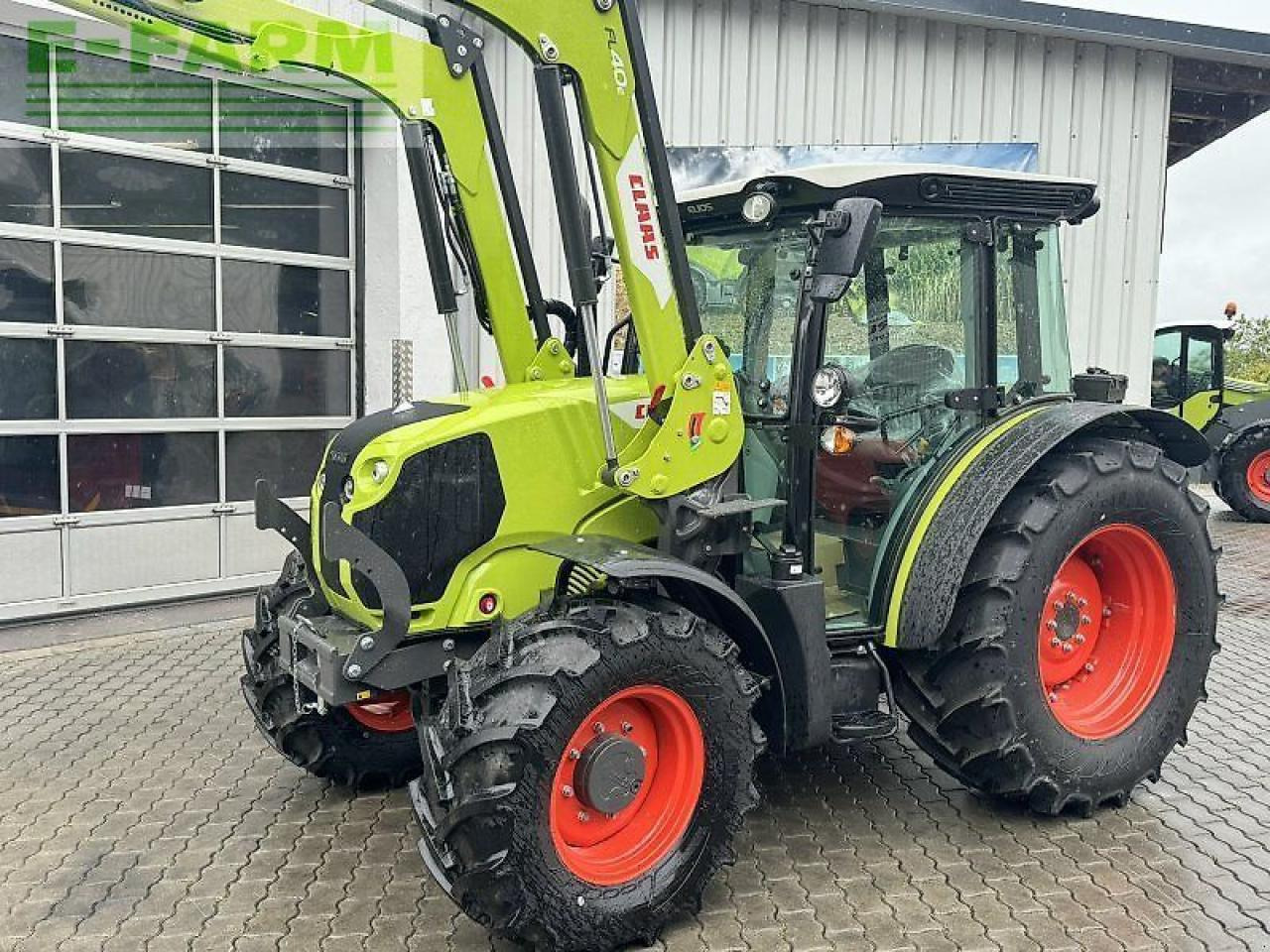 Tracteur agricole CLAAS elios 210 c inkl. frontlader und klimaanlage