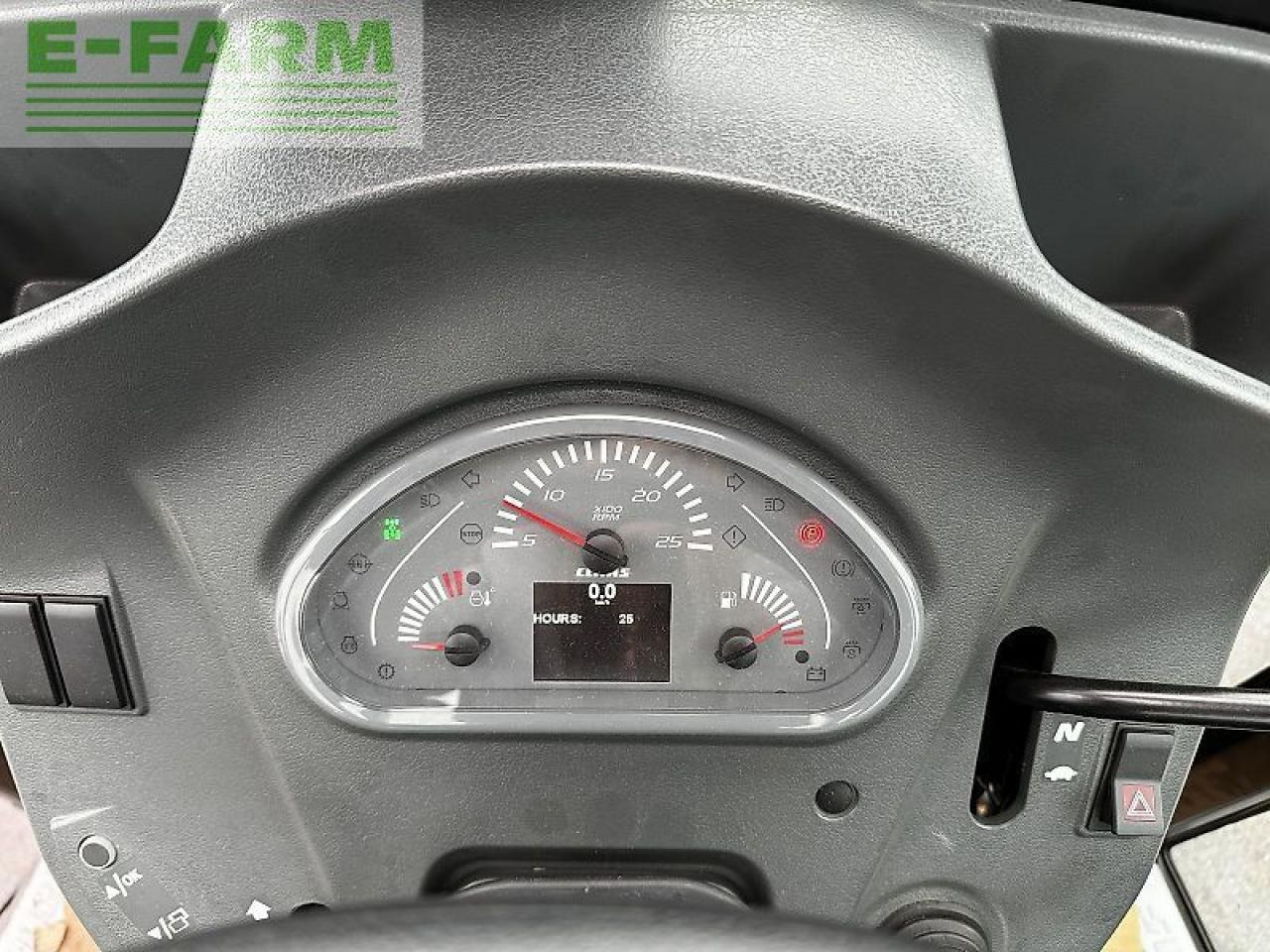 Tracteur agricole CLAAS elios 210 (kabine mit glasdach)