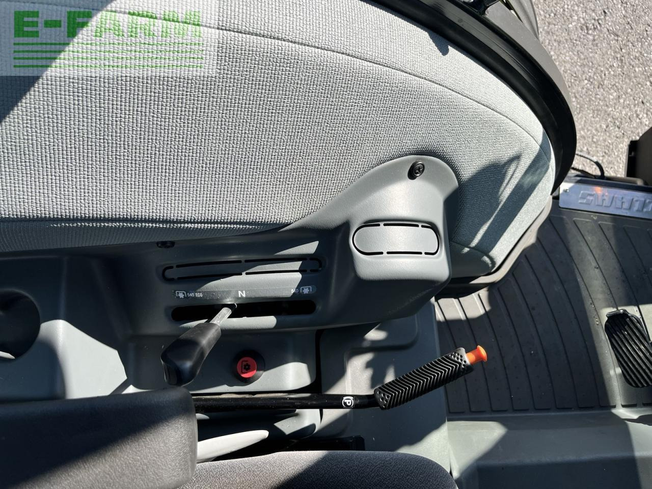 Tracteur agricole CLAAS elios 210 / lastschalt (gebrauchter elios 200)