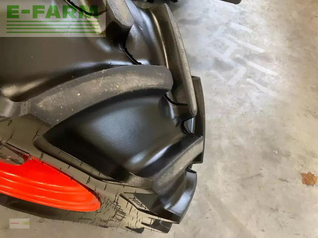 Tracteur agricole CLAAS elios 210 plattform