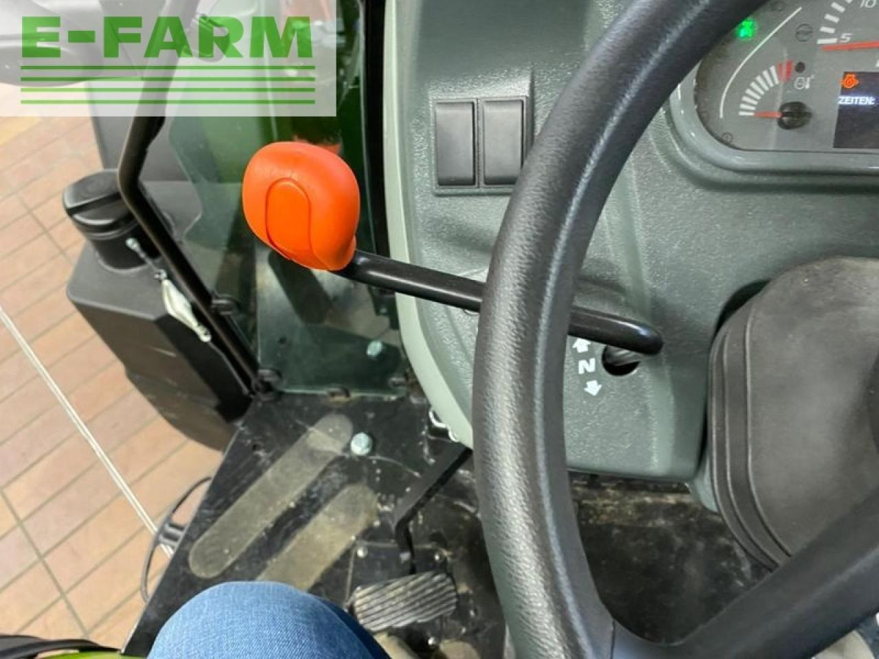 Tracteur agricole CLAAS elios 210 plattform