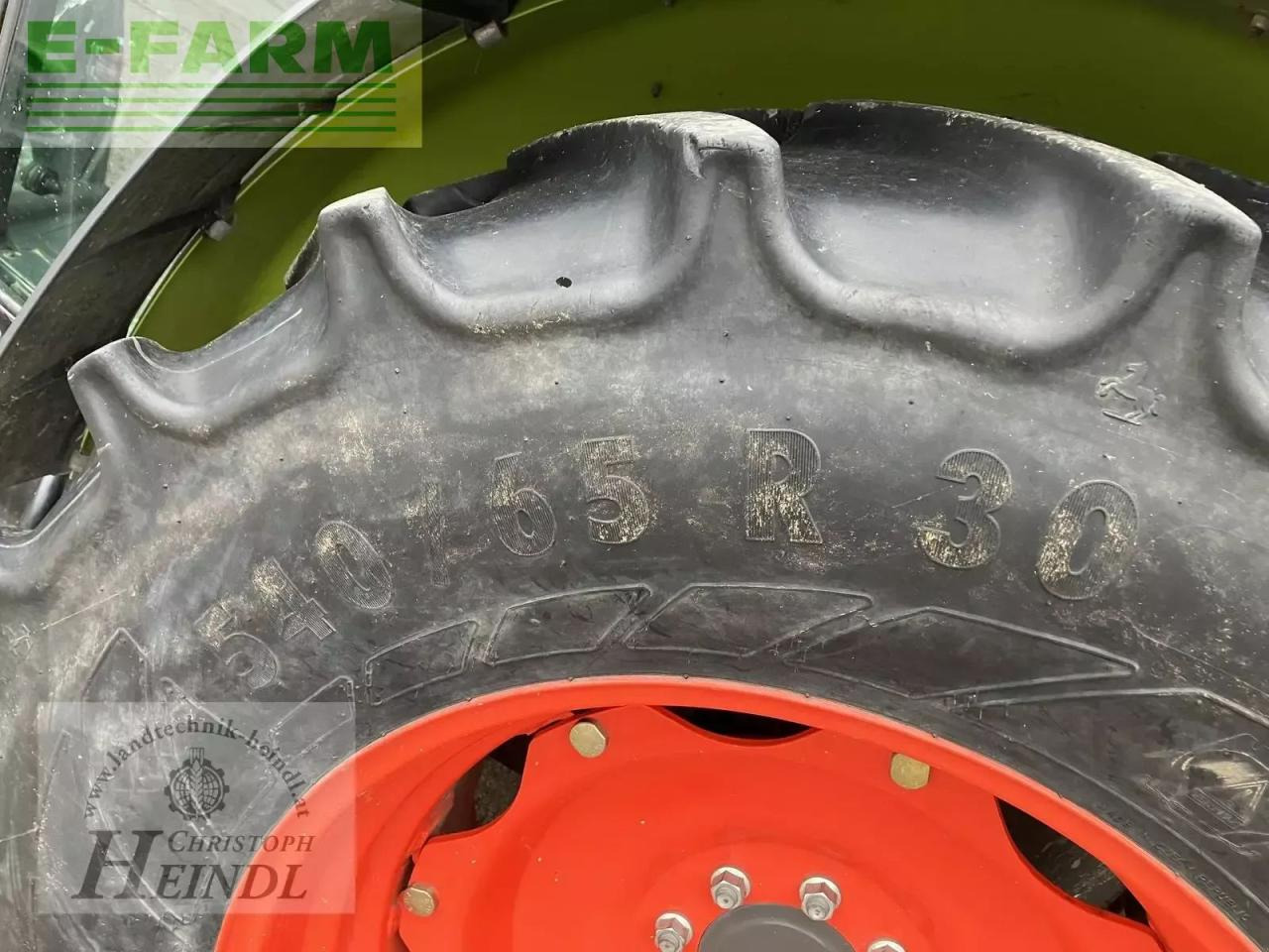 Tracteur agricole CLAAS elios 220