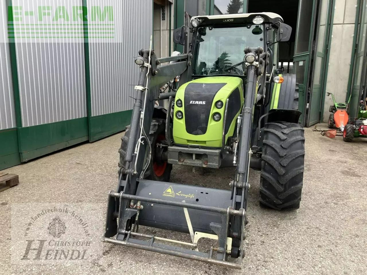 Tracteur agricole CLAAS elios 220