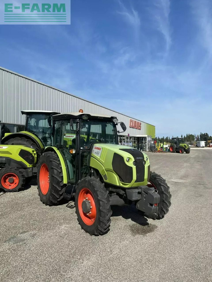 Tracteur agricole CLAAS elios 220 cabine 4rm