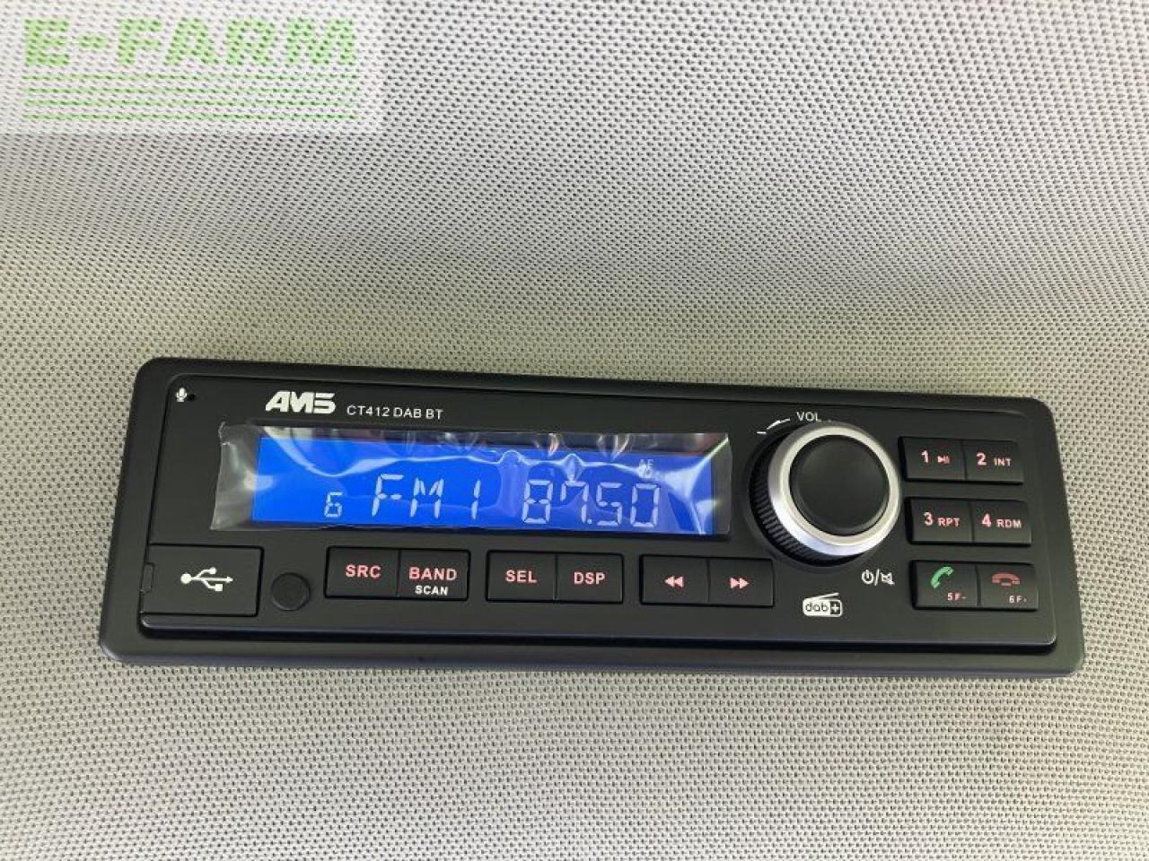 Tracteur agricole CLAAS elios 320