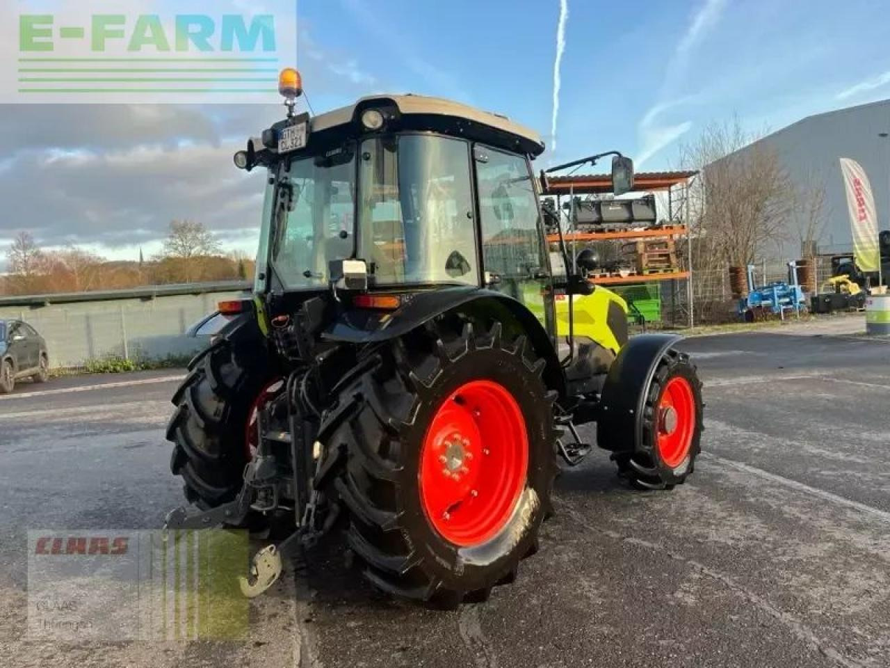 Tracteur agricole CLAAS elios 320