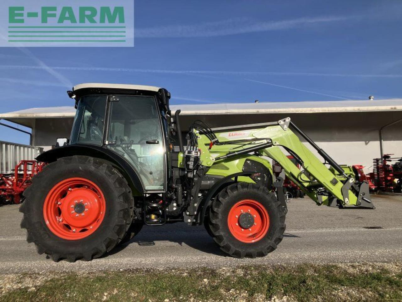 Tracteur agricole CLAAS elios 320