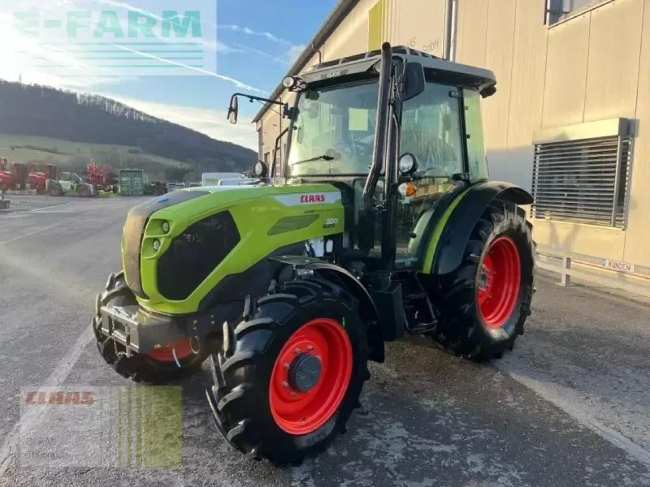 Tracteur agricole CLAAS elios 320