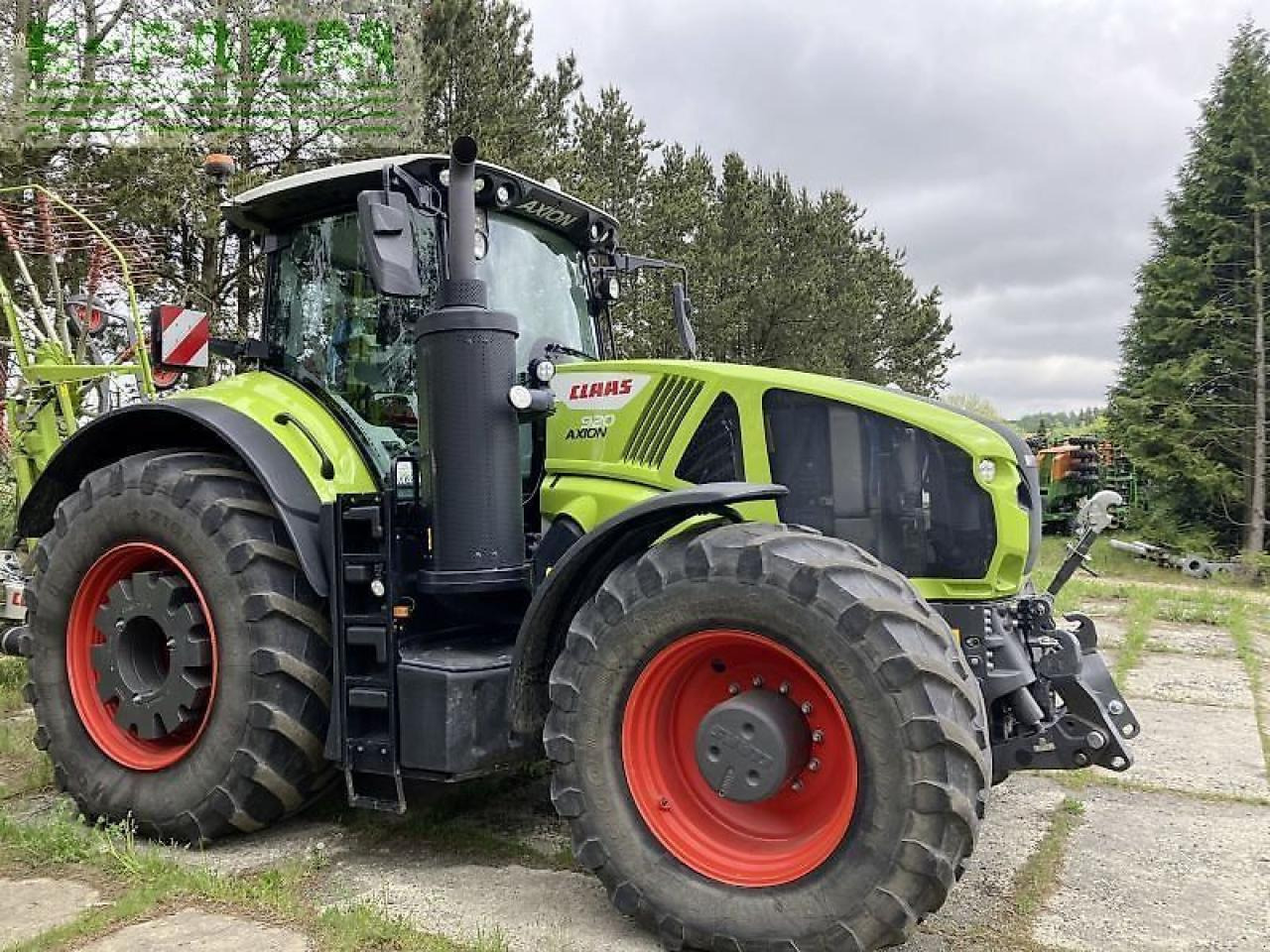 Tracteur agricole CLAAS gebr. axion 920 cmatic